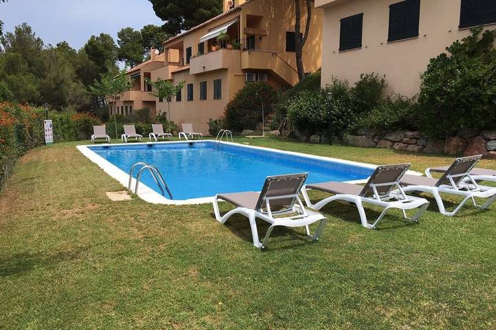 Holiday home for 6 people, with pool and garden - 1