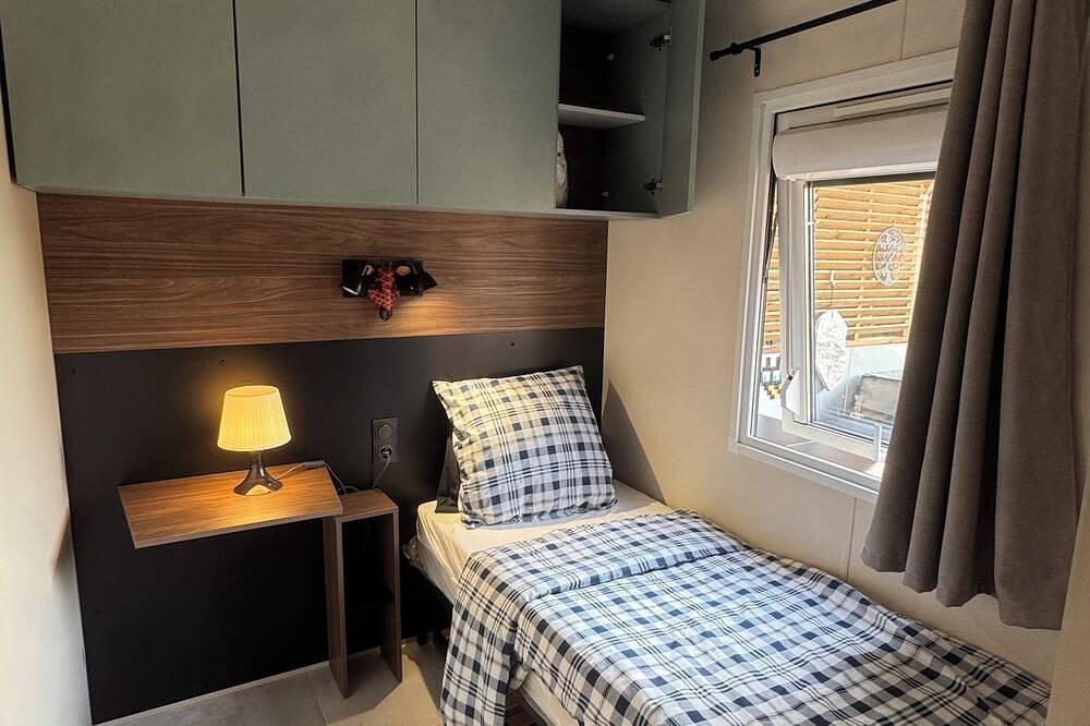 Rental St tropez Gassin luxury bungalow 6pers in Gassin, Mediterranean Coast (France)