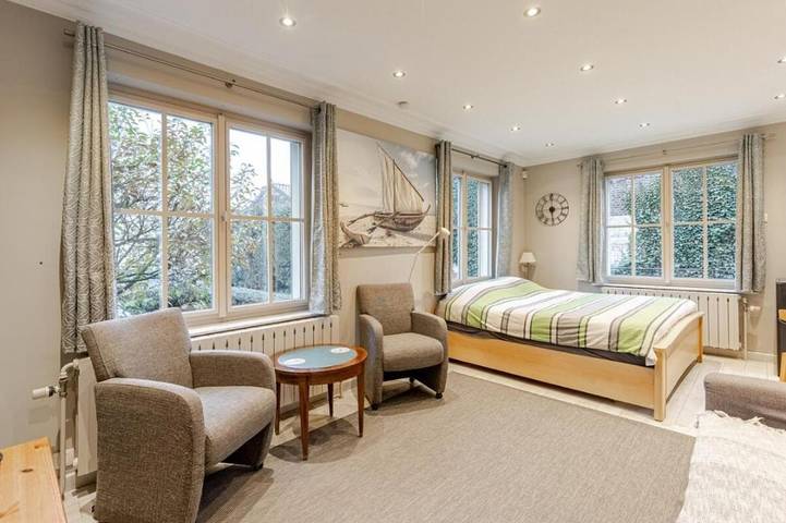 Gîte pour 4 personnes, avec Balcon et Terrasse ainsi que Jardin et Vue à Courcelles (Hainaut)