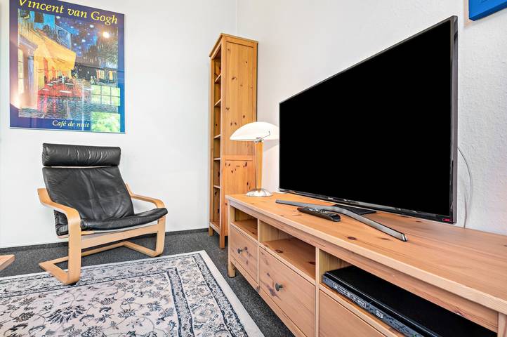 Ganze Wohnung, Apartment 'Ferienwohnung Nr 2' mit Gemeinschaftsgarten und Wlan in Döse, Cuxhaven