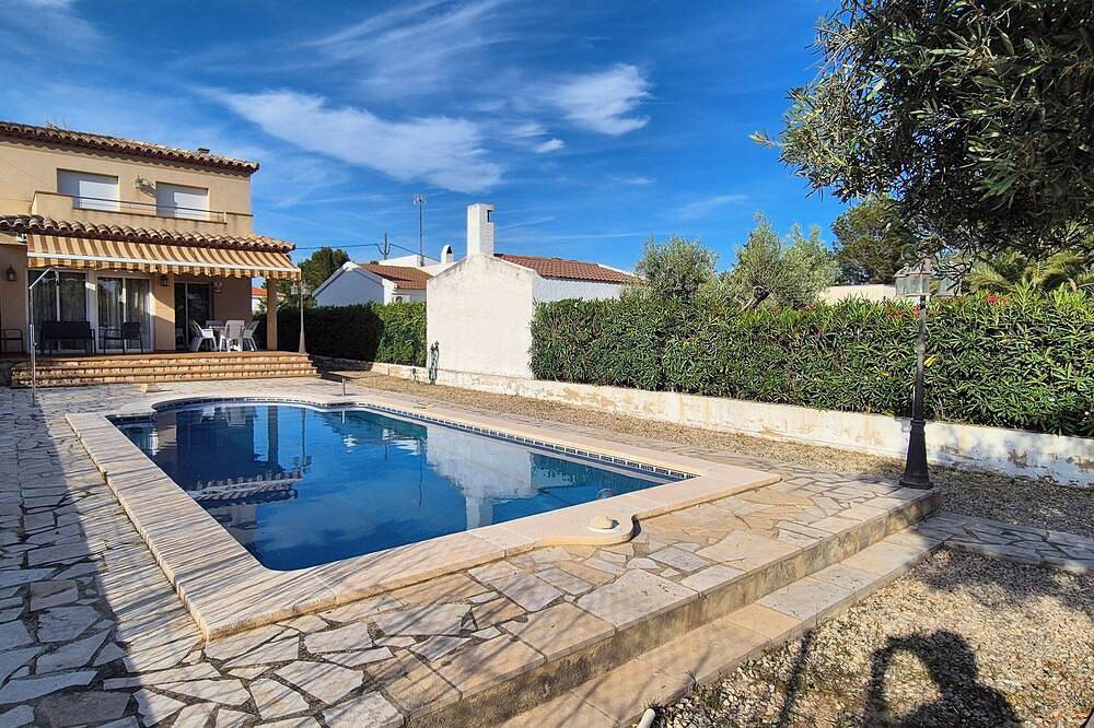 Chalet pour 4 Personnes dans Les Tres Cales, L'Ametlla de Mar