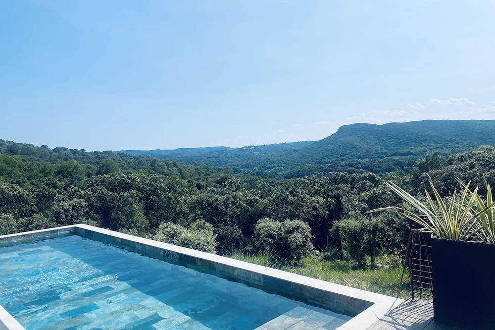 Villa with a magnificent view in La Roque-sur-Cèze, Nimes und Umgebung
