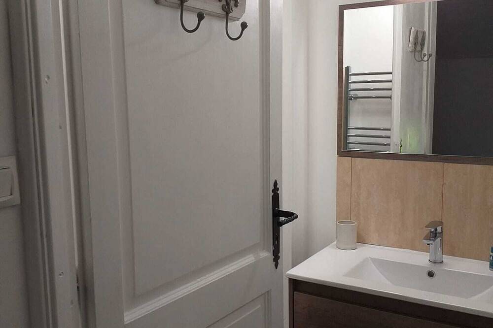 Cottage de luxe 4 étoiles pour 2 adultes 2 enfants. Super enfant et bébé amical in Échallat, Charente
