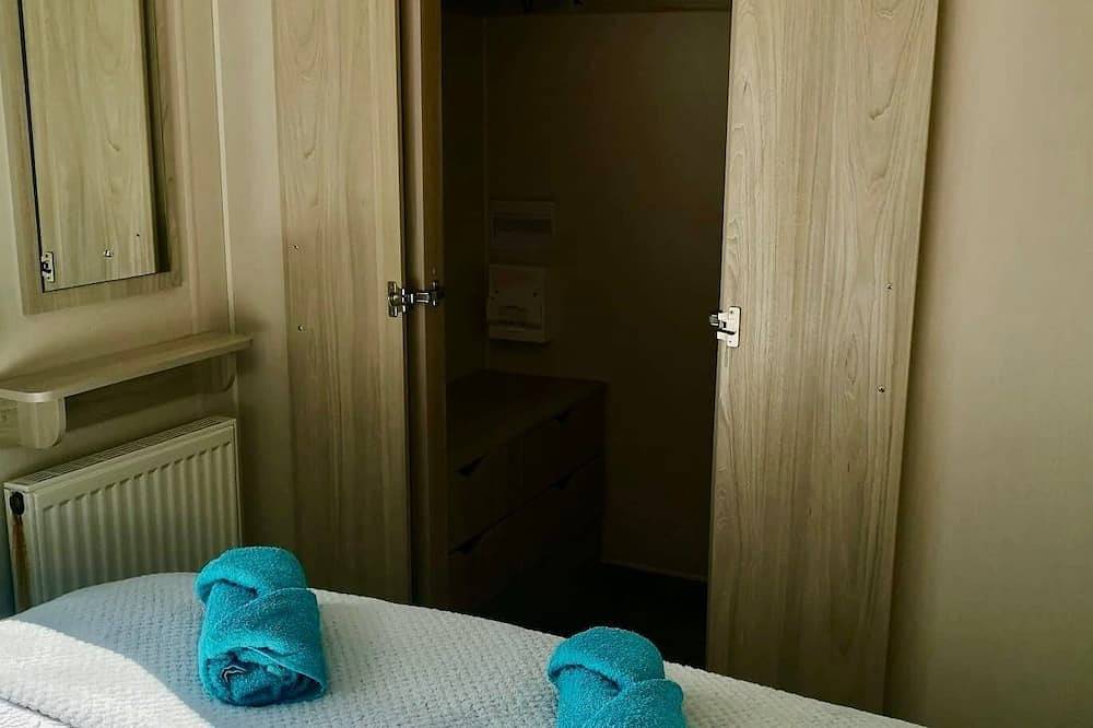 Newquay Bay Resort, pet friendly, sleeps 6, Wifi in Newquay, Cornwall