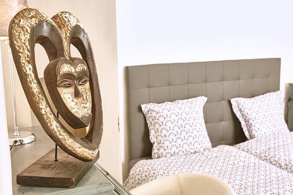 Entire apartment, Etretat -  few meters from sea side  - Charming flat \"mermaids' song\" in Étretat, Le Havre region