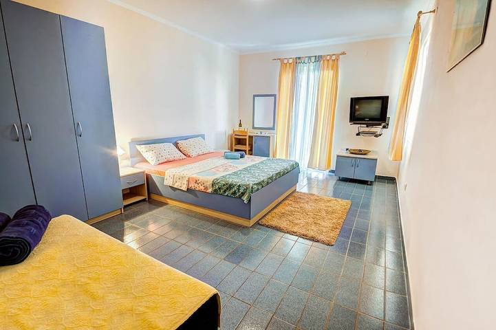 Appartement entier, Great located apartment in Przno, 5 min from the beach. in Montenegro Coast