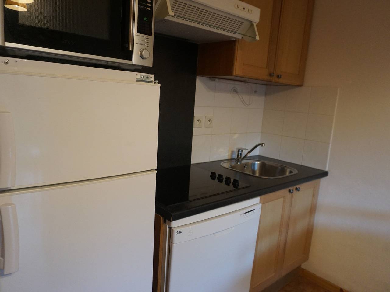 Entire apartment, 2-room cabin 6 people, pool, parking, wifi in Orcières Merlette in Orcières, Écrins National Park