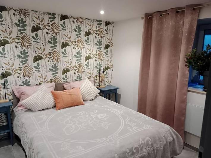 Gîte pour 2 personnes, avec terrasse à Champis - 2