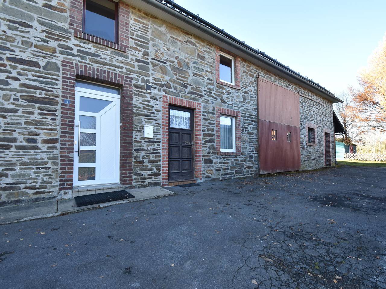 Maison De Vacances pour 10 Personnes dans Butgenbach, Hautes Fagnes