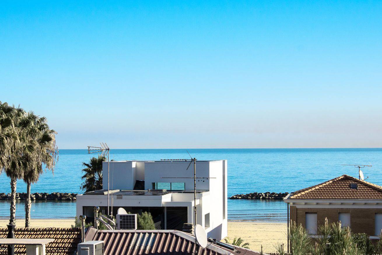 Appartamento intero, Amorino Apartment - [Sea View] Appartamento Panoramico Wifi A/C in Porto San Giorgio, Provincia di Fermo