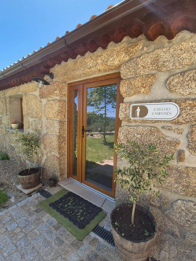 Casa de férias para 6 pessoas, com jardim e vista e ainda piscina, com animais de estimação em Covilhã