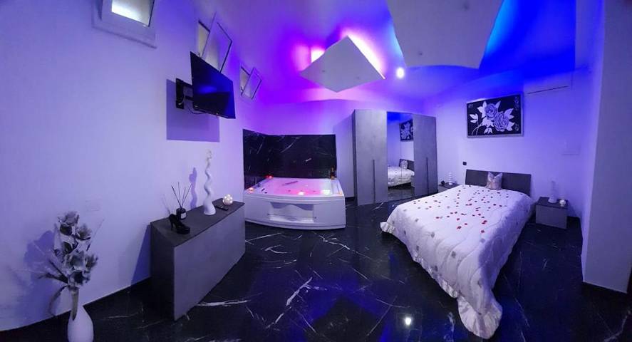 Villa pour 4 personnes, avec Jacuzzi et Jardin à Taranto - 2