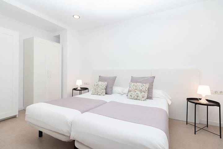 Apartamento entero, Reig 7. 1 Bedroom Apartment up to 4 people. Valencia in Valencia, Costa de Valencia