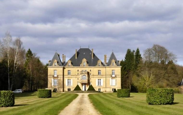 Chambre d’hôte pour 2 personnes, avec Terrasse ainsi que Jardin et Vue à Tintigny