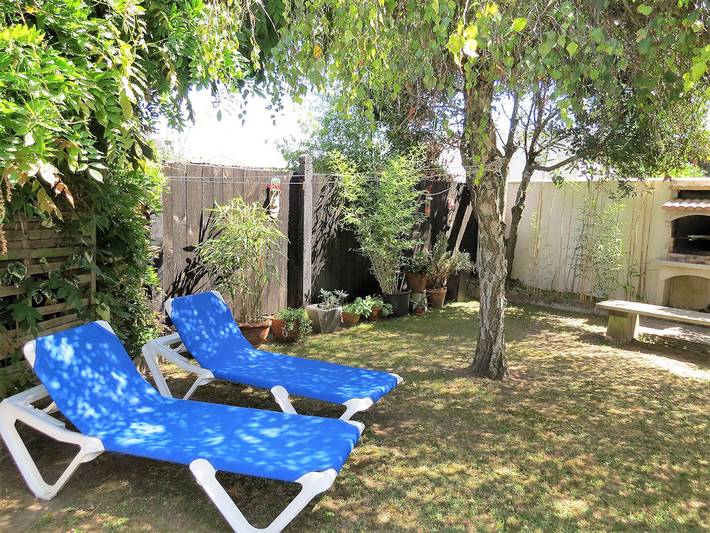 Gîte pour 4 personnes, avec terrasse et jardin en Nouvelle-Aquitaine - 2