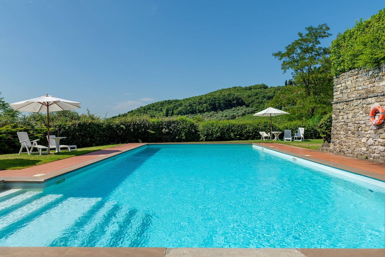Apartamento inteiro, Apartamento Monte com piscina panorâmica no Chianti in Pontassieve, Chianti