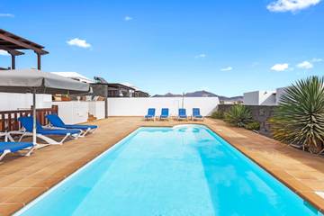Villa voor 8 Personen in Playa Blanca, Yaiza, Afbeelding 4