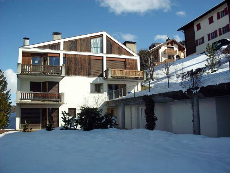 Ganze Ferienwohnung, Ferienwohnung Collina Dado Bossecker, Surcuolm - 2.5 Zimmer Ferienwohnung für max. 4 Pers. in Mundaun, Obersaxen-Mundaun