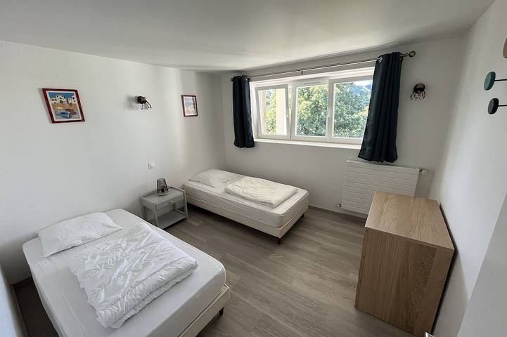 Appartement entier, Appartement \"Ile Bono\" Avec Jardin, 800 ml Plage in Perros-Guirec, Côte de Granit Rose