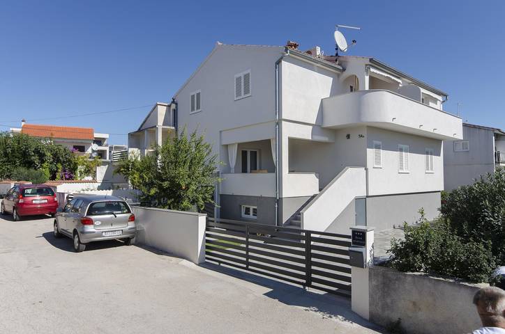 Vakantiewoning voor 4 personen, met terras, met huisdier in Vodice