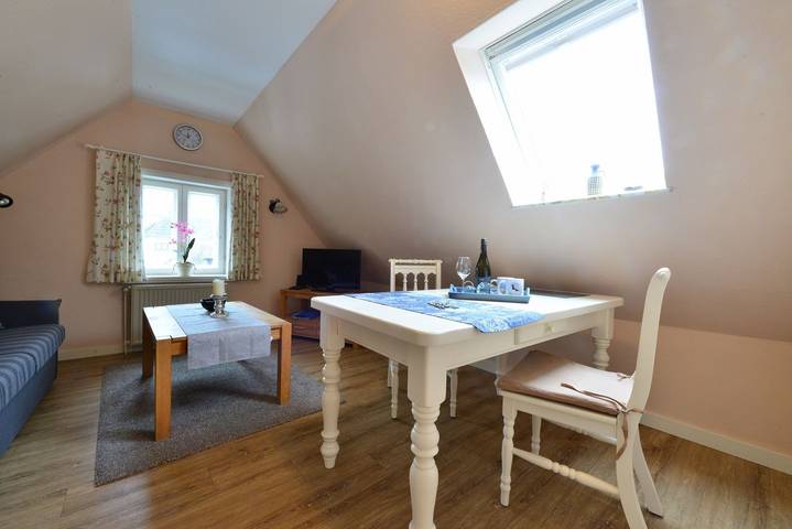 Ganze Wohnung, Ein kleines Nest im Herzen von Wyk... in Nordfriesische Inseln (Schleswig-Holstein) (Schleswig-Holstein), Wyk auf Föhr