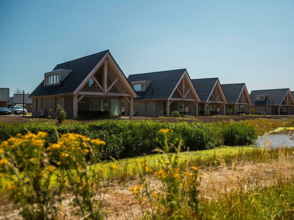 Villa in Cadzand mit Terrasse und Wifi in Cadzand-Bad, Zeeuwse Kust