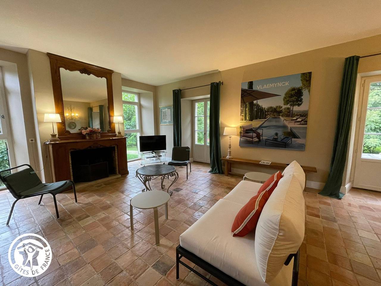 Maison rénovée avec piscine et grand jardin, à 2 km de la Vallée de l'Yon in Le Tablier, Région de La Roche-sur-Yon