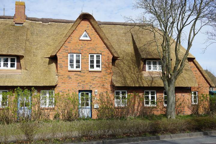 Ferienwohnung für 5 Personen, mit Terrasse und Garten in Alkersum - 3