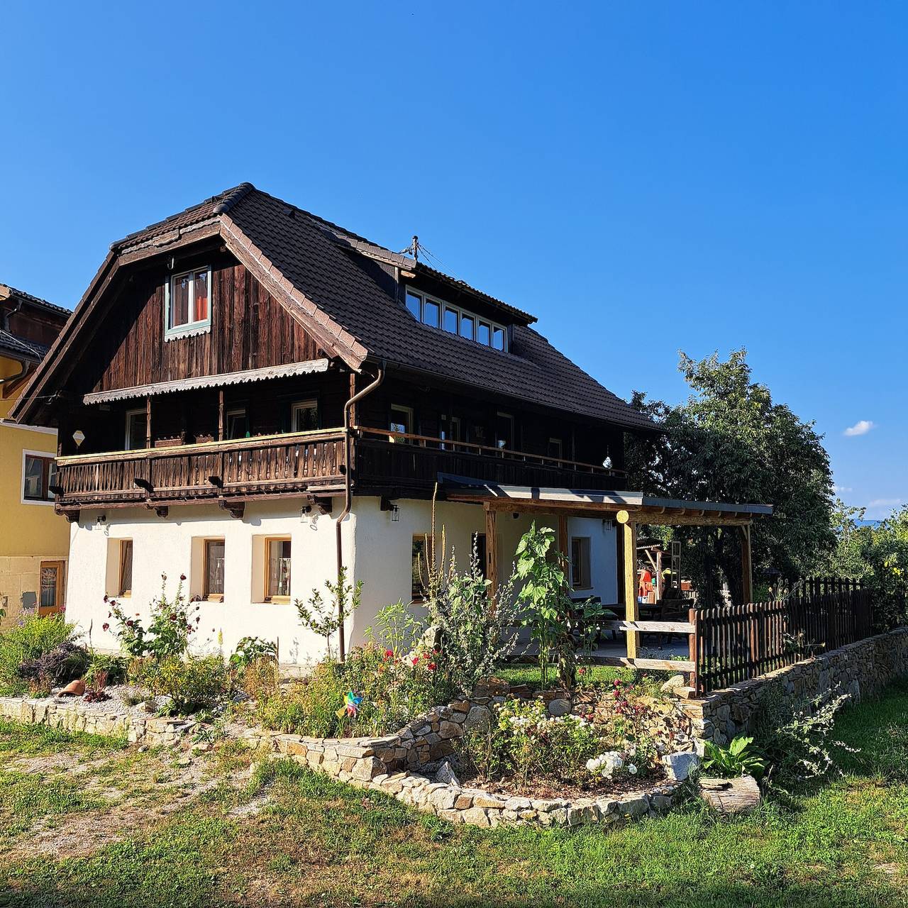 Ferienhaus 'Hisel-Haus'  in ländlicher Gegend, privater Terrasse und Wlan in Karl (Techelsberg), Techelsberg am Wörther See