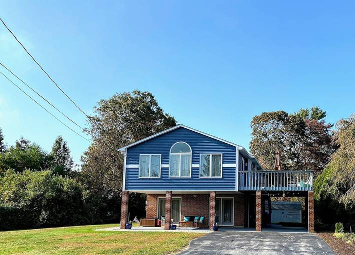 Vacation rental for 10 people, with terrace and yard in Waterford (CT)