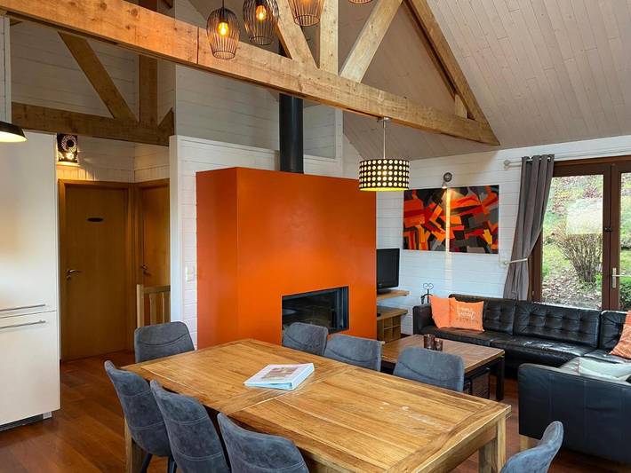 Location de vacances pour 8 personnes, avec jardin et vue, adapté aux familles à Rochehaut - 3