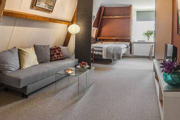 Vacation Rental for 4 Guests in Amsterdam Zuid, Dutch Coast, Picture 3