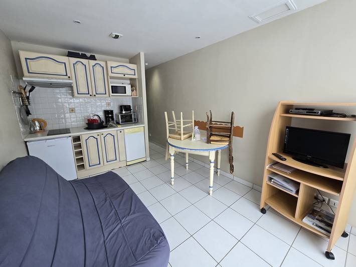 Gîte pour 4 personnes, avec terrasse dans Super Besse