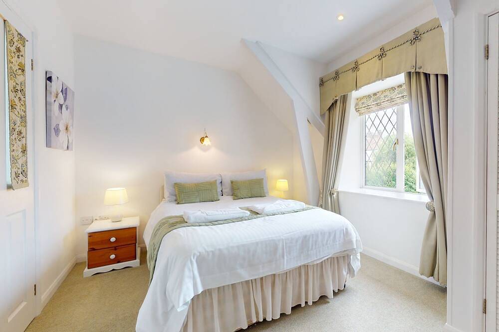 Plum Tree Cottage, Porlock in Porlock, Somerset