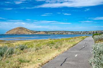 Beach Rental for 5 Guests in Encounter Bay, South Australia, Picture 3