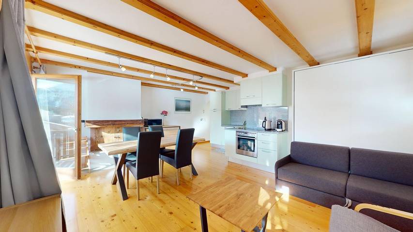 Ferienwohnung für 2 Personen, mit Balkon und Ausblick in Bregaglia - 2