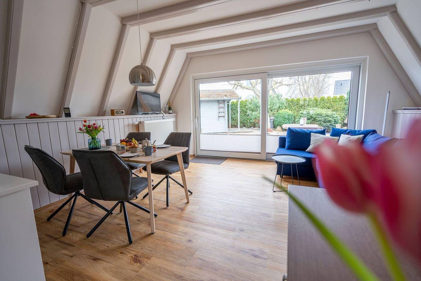 Charming Finn Cottage with Enclosed Garden, Wi-Fi and Terrace in Börgerende in Börgerende, Börgerende-Rethwisch