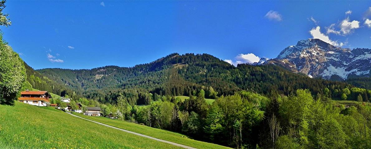 Ferienwohnung für 4 Personen, mit Balkon und Terrasse sowie Garten im Berchtesgadener Land - 2