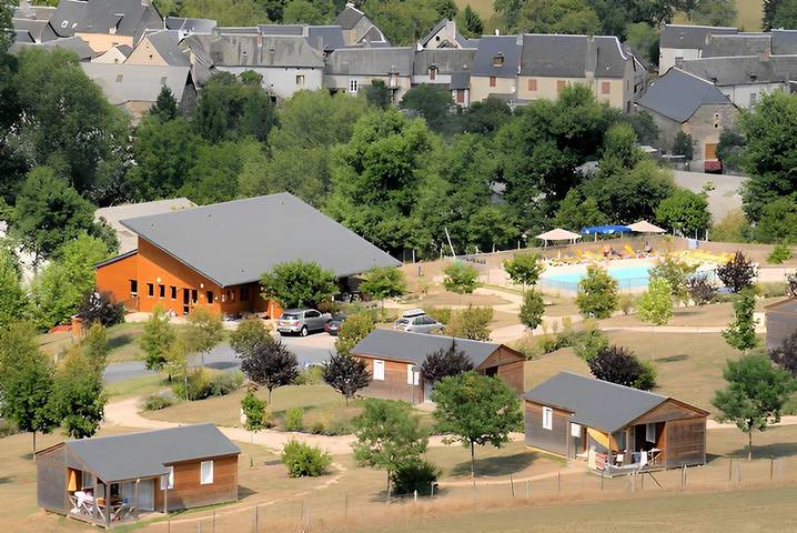 Gîte pour 6 personnes, avec jardin et piscine à Sainte-Eulalie-d'Olt - 4