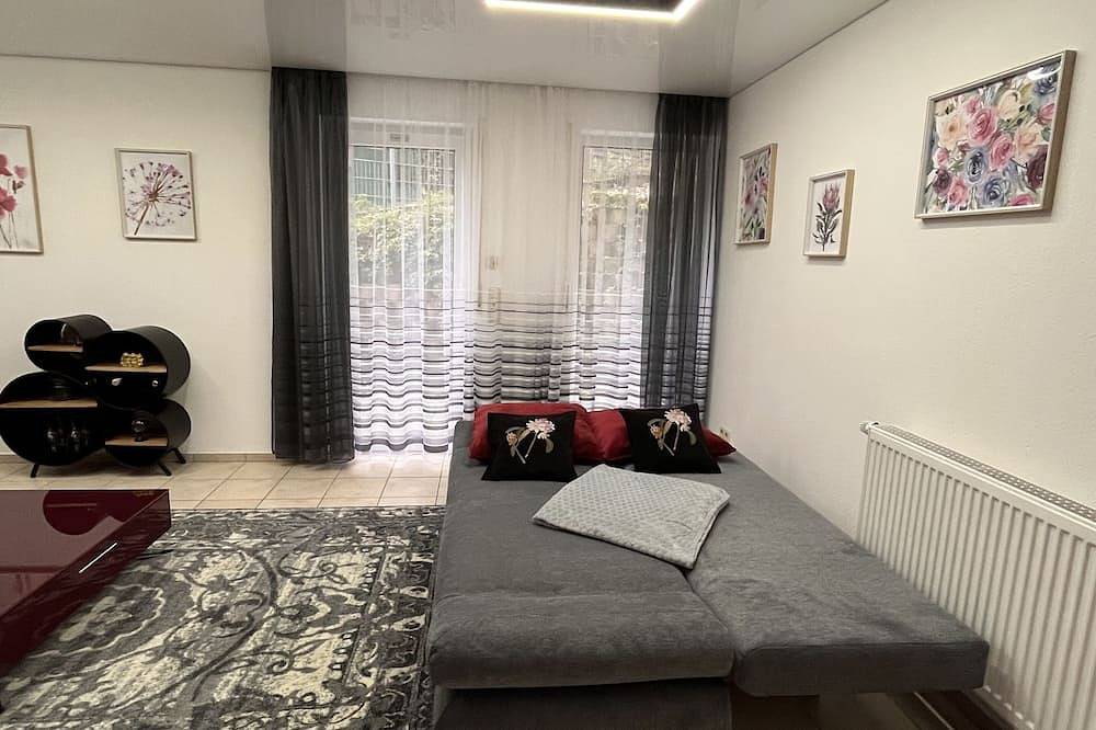 Apartamento inteiro, Apartment with terrace, 48sqm. for max. 4 persons in Buhlertal, Central Black Forest