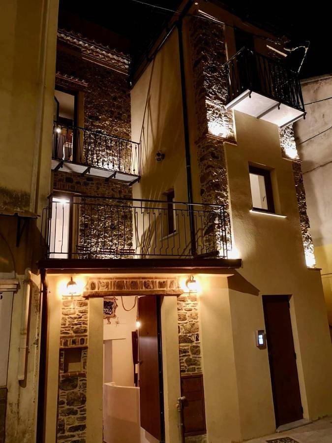 Gemma Maris in Sapri, Cilento Coast