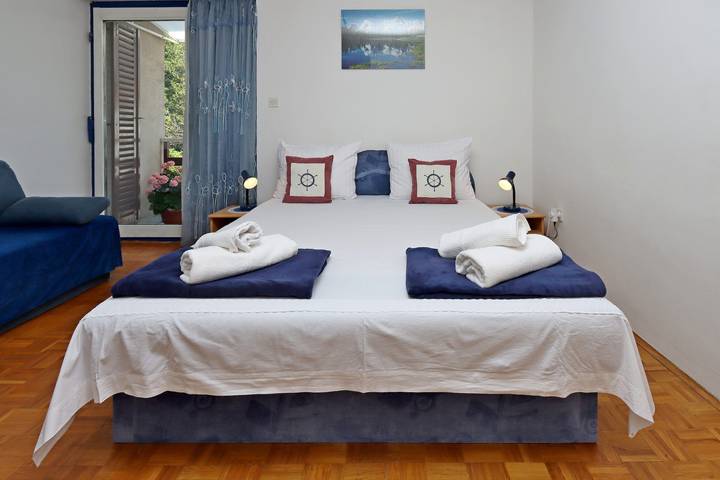 Ferienwohnung für 4 Personen, mit Balkon/Terrasse, mit Haustier in Selce