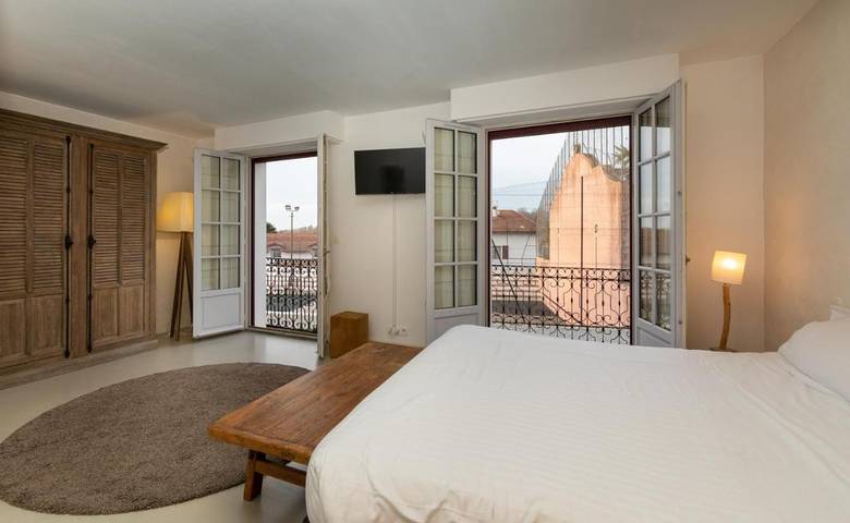 Hôtel pour 2 personnes, avec terrasse, animaux acceptés à Ascain - 4