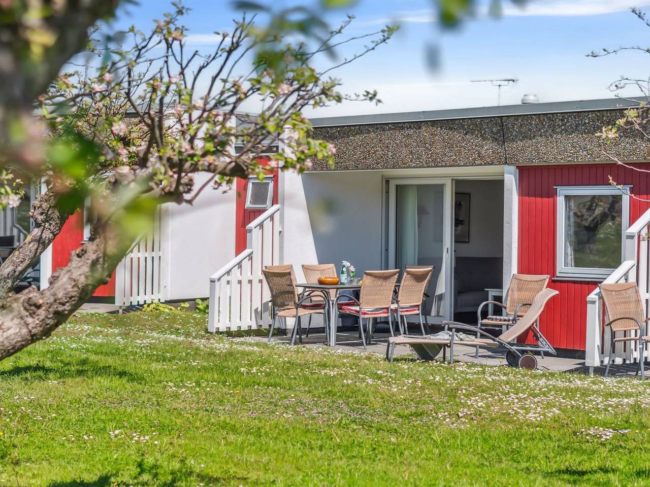 Hel leilighet, "Bratko" - 300m from the sea in Allinge, Bornholm