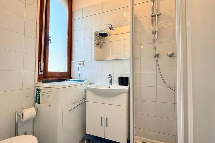 A practical and welcoming 24-square-meter studio apartment, perfect for two people, located on the first floor of a building without an elevator.The property is situated just a short distance from the Modena Policlinico and is well-connected to the city in Modena, Modena Province