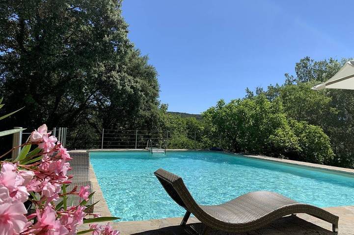 Location de vacances pour 4 personnes, avec Balcon et Jardin à Durfort-et-Saint-Martin-de-Sossenac