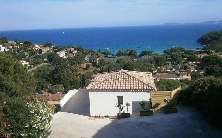 Villa pour 4 personnes, avec jardin ainsi que balcon et vue dans Le Lavandou - 4