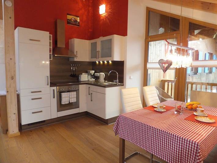 Ganze Ferienwohnung, Fewo Alpenstern, Wohn-Schlafr. mit Balkon in Rieden, Bayerisch Schwaben
