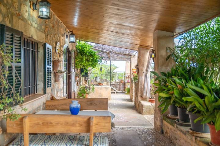 En sineu   finca son matginet a 1km del centro in Sineu, Interior de Mallorca
