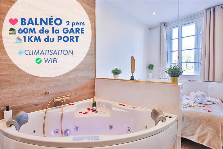 Gîte pour 2 personnes, avec Balcon ainsi que Jacuzzi et Terrasse dans Gare De Toulon